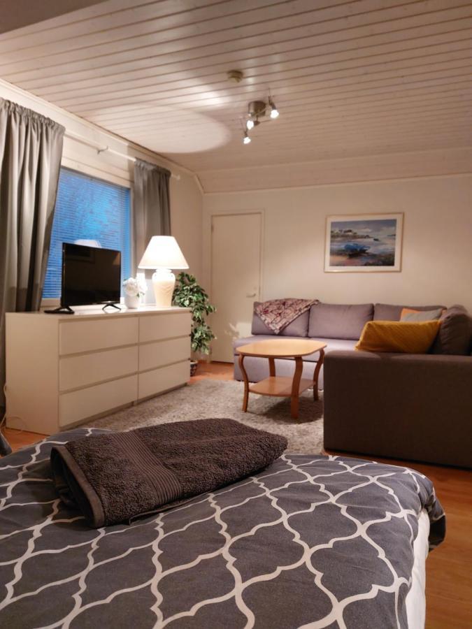 شقة Koskentien Kotimajoitus & Luxury Glamping Jämsä المظهر الخارجي الصورة