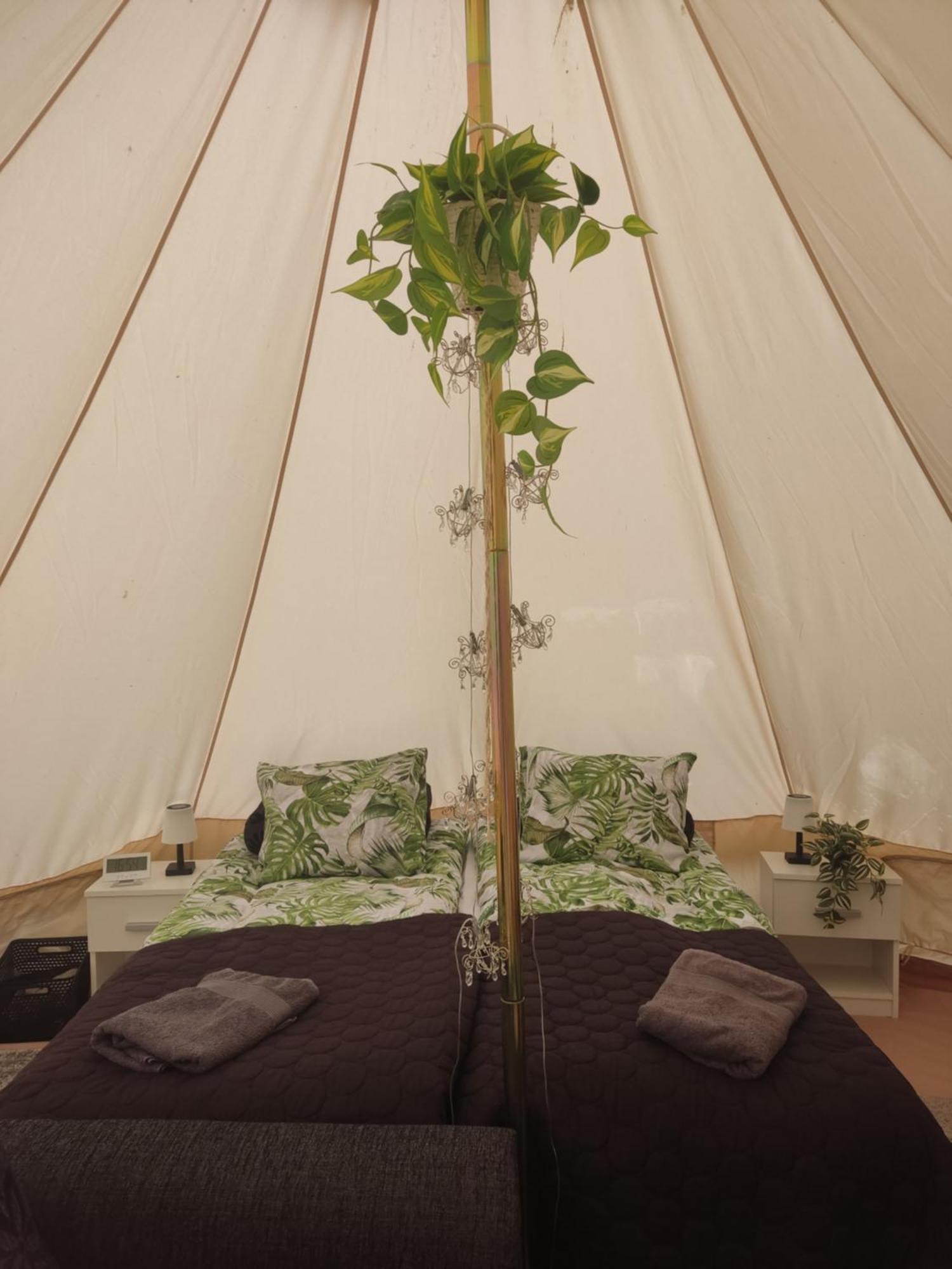 شقة Koskentien Kotimajoitus & Luxury Glamping Jämsä المظهر الخارجي الصورة
