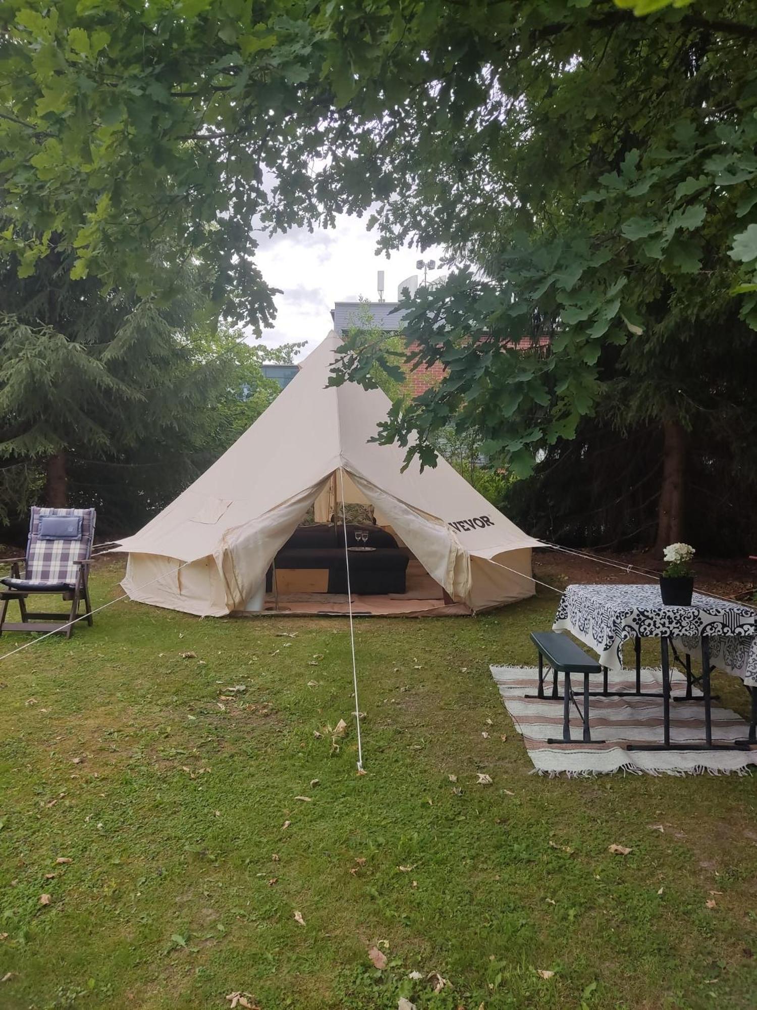 شقة Koskentien Kotimajoitus & Luxury Glamping Jämsä المظهر الخارجي الصورة